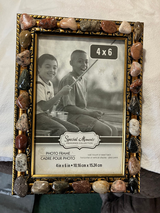 4x6 Picture Frame With Polished Stones